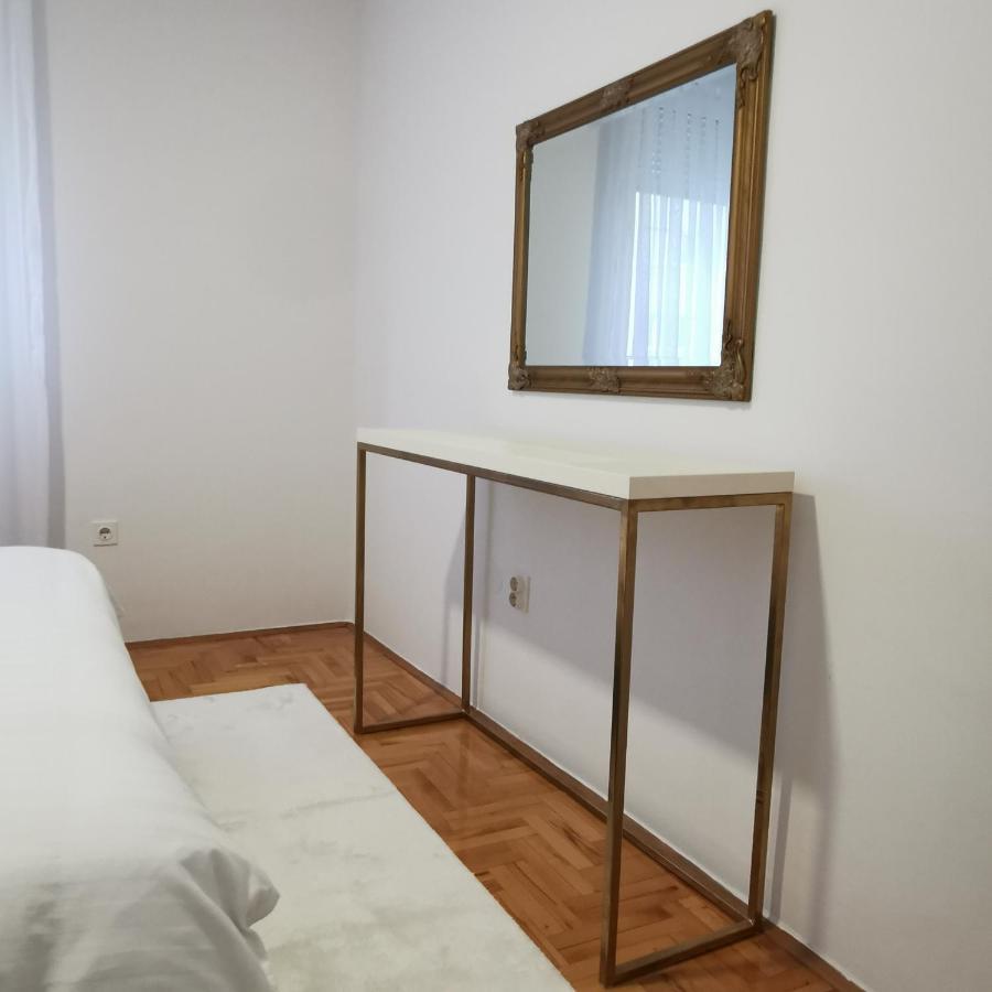 Family Apartment Tuzla Esterno foto